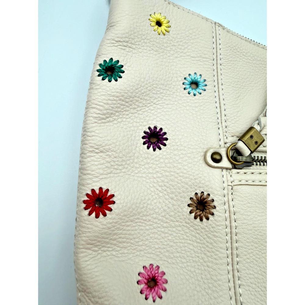 The Sak Sequoia Leather Hobo Bag in Stone With Embroidered Flowers Style 107136 - Picture 4 of 9